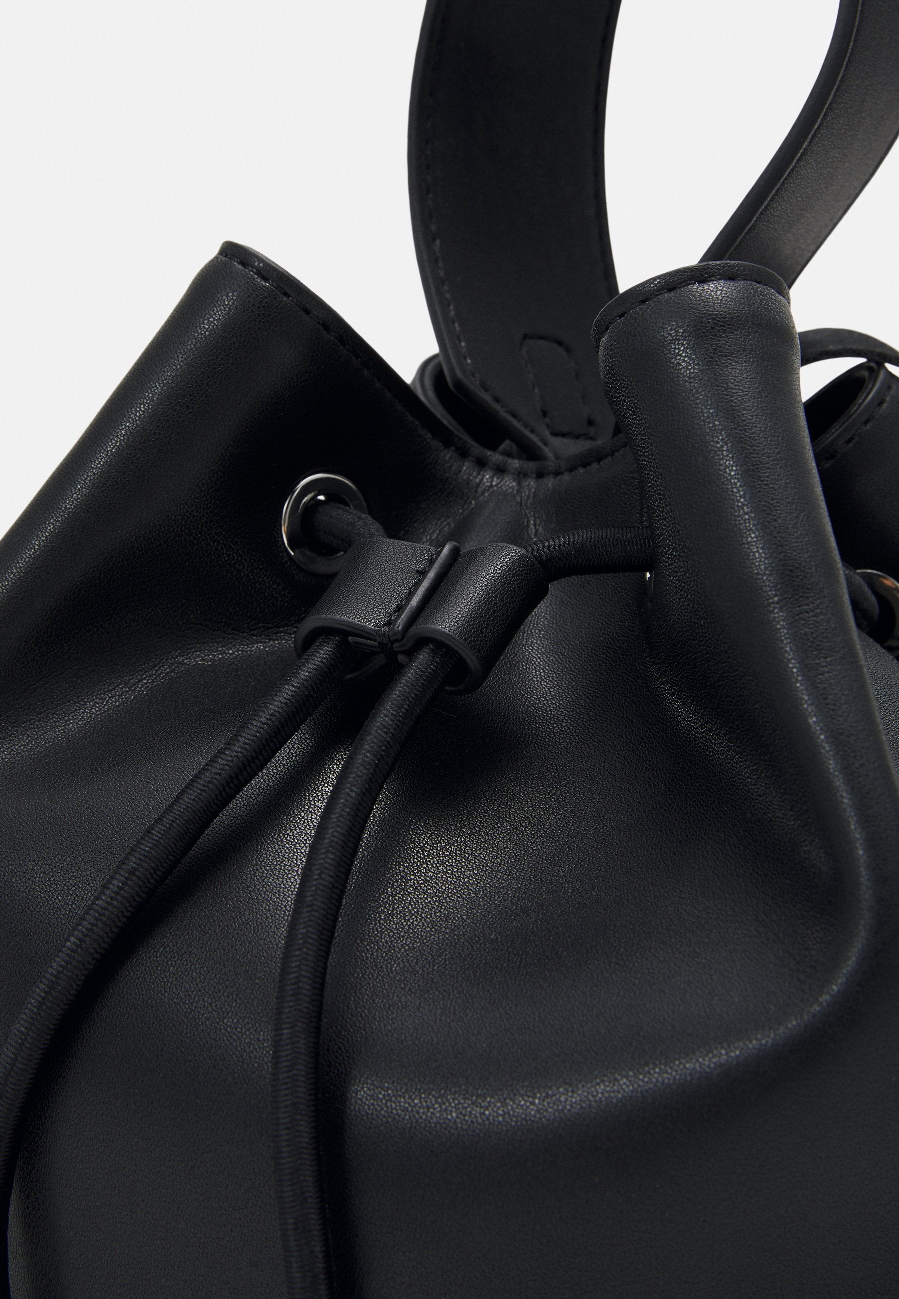 Tommy Jeans BOLD BUCKET BAG - Handbag