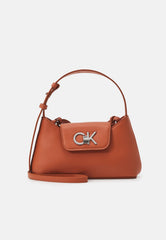 Calvin Klein RE-LOCK CROSSBODY W/FLAP SM - Handbag